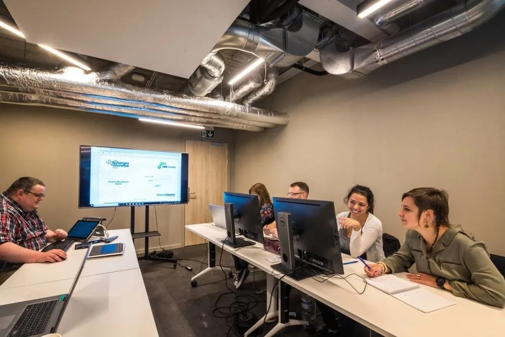 Auberge Jeunesse Charleroi Youth Hostel