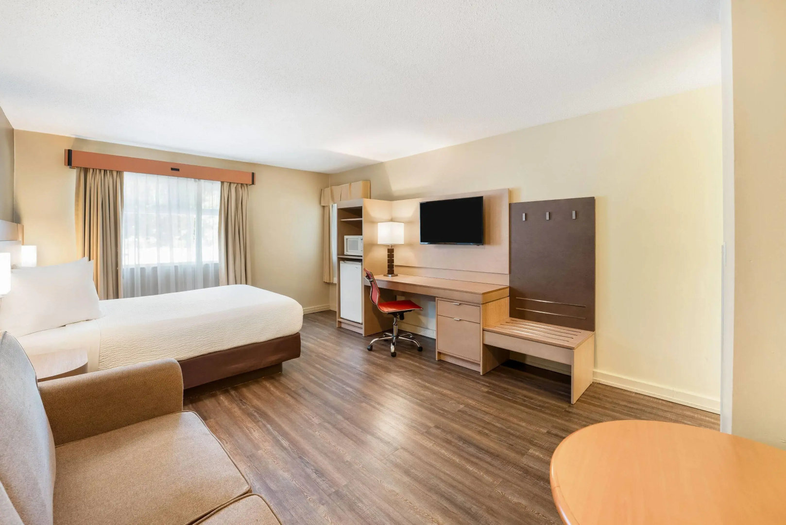 Days Inn by Wyndham Nanaimo