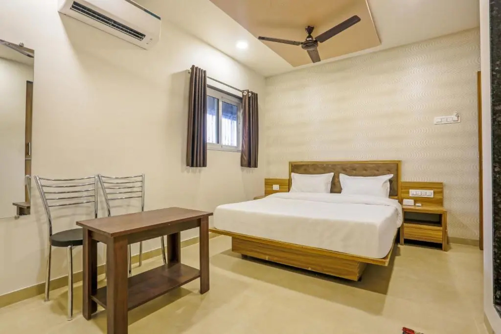 Sai Sagar Lodging & Boarding