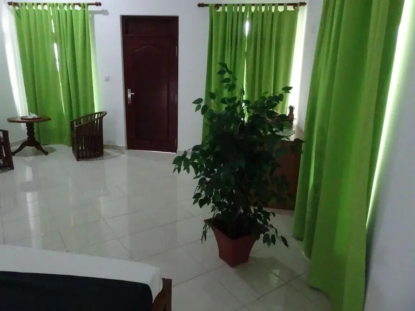 Moragalla Beach Home Guesthouse (Newly opened hotel)