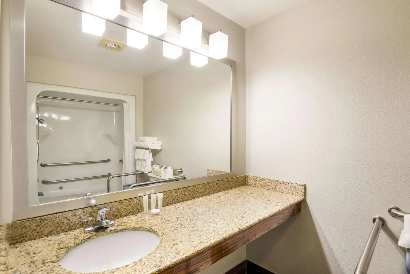 Spark by Hilton Abingdon I-81 near Fairgrounds