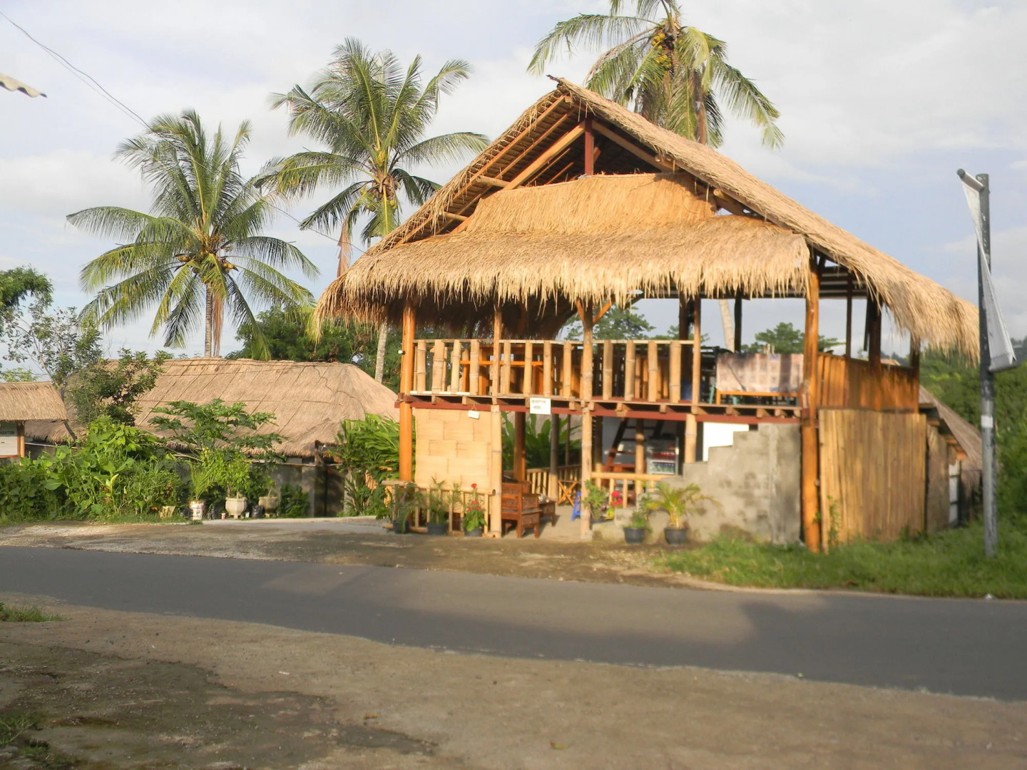 Mr.DIN Rinjani Trails Hotel