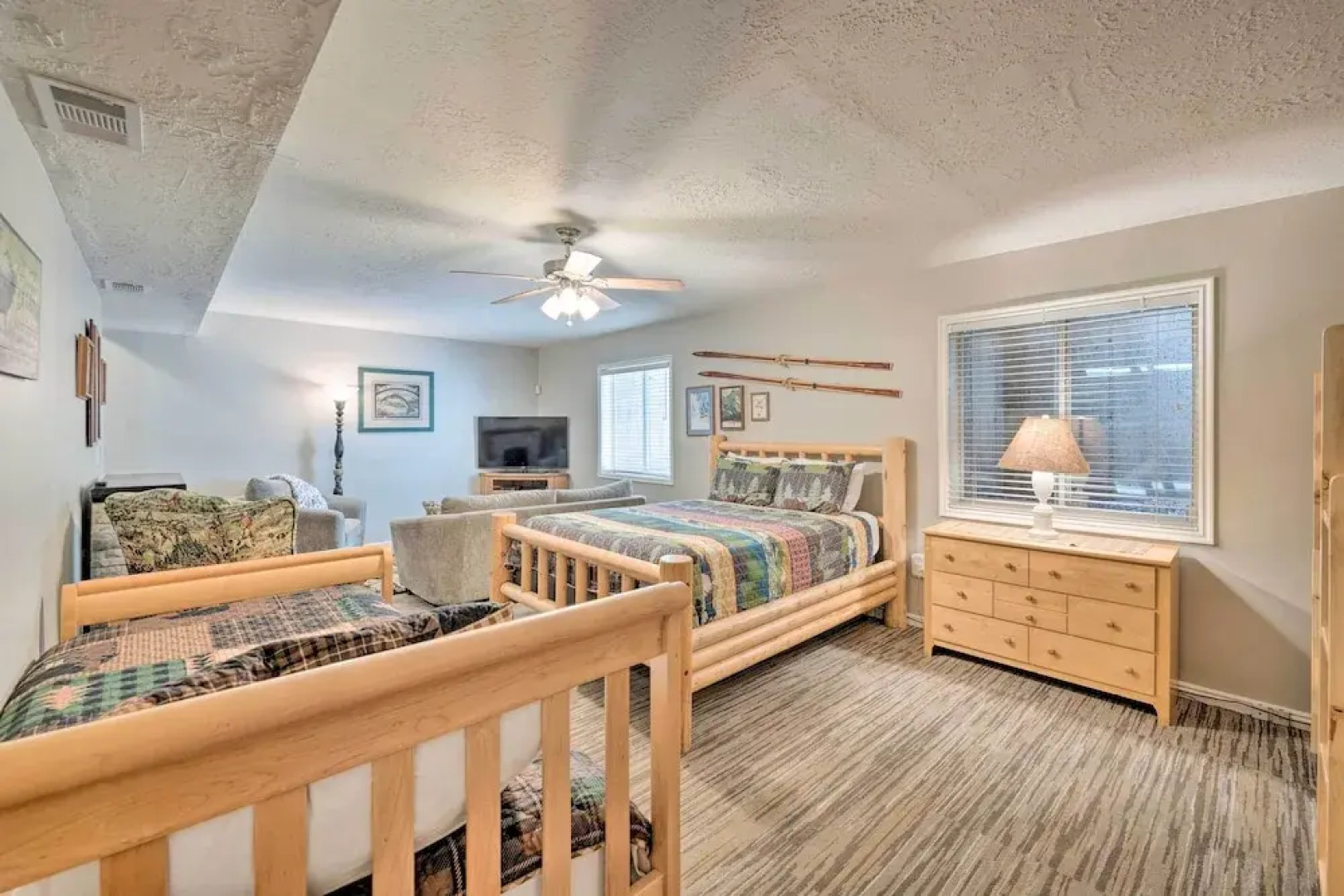 Wasatch R & R Townhome w/ Grill ~ 11 Mi to Alta!