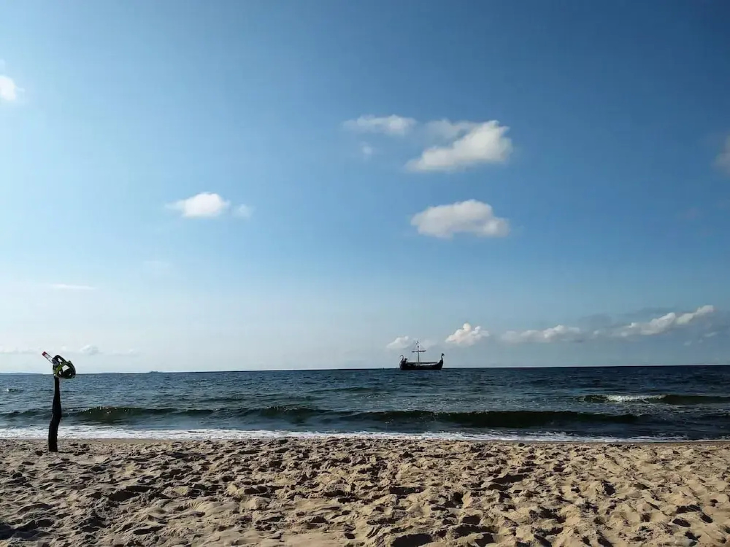 Holiday House in Dziwnowek Near Sea and Lake