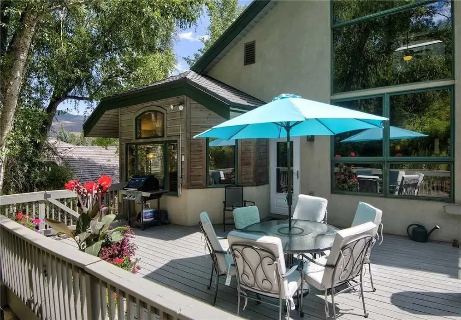 254 Arrowhead Dr. Unit B 5 Bedroom Duplex