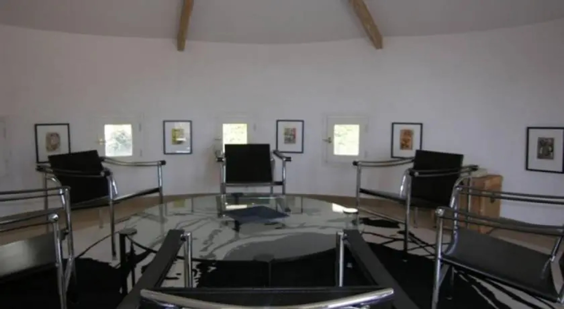 Amazing Villa Californian Style