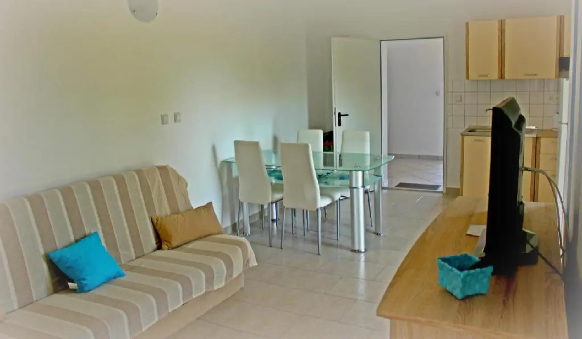 Apartments Riva Povljana