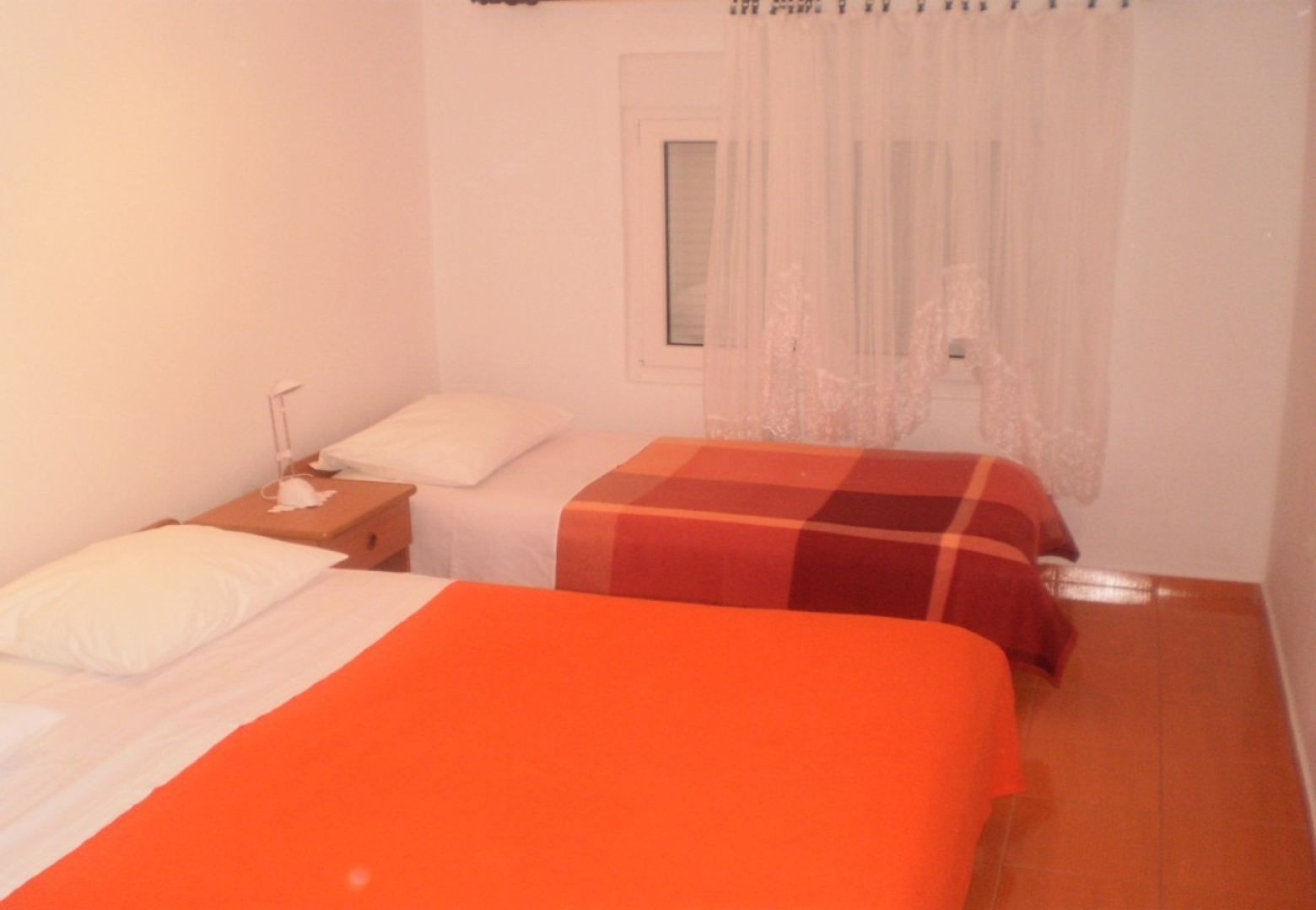 Apartment Midi - with two apartments: A2 Petrcane, Zadar riviera