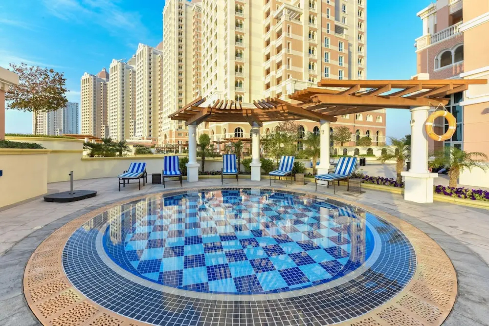 VB22 & VB23 by Qatar Coral