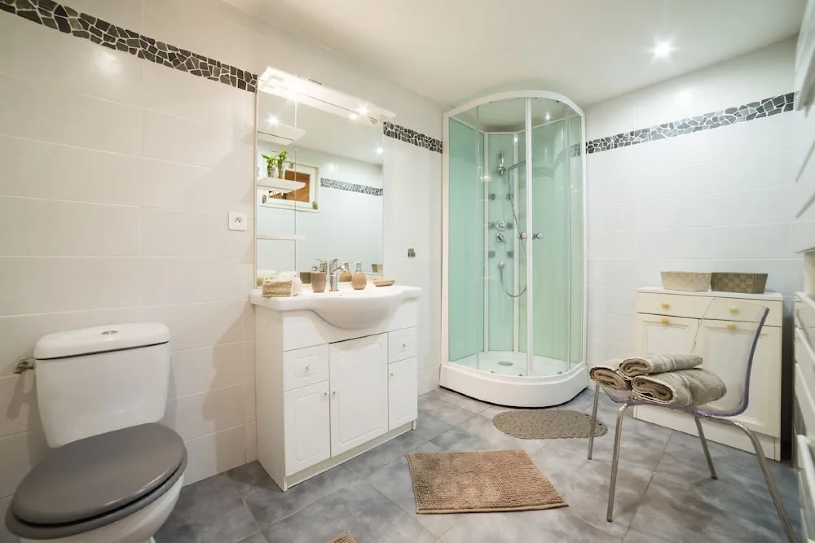 Historical ONE Bedroom Flat ON THE Cobblestone Path TO THE Castle