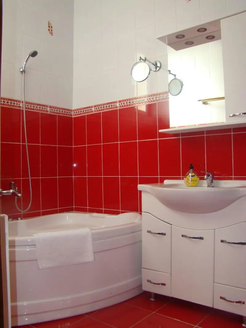 Crown Royal Pensiune