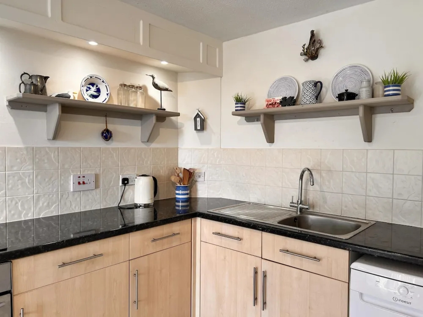 Charming 3 Bedroom Family Cottage - Dogs Welcome