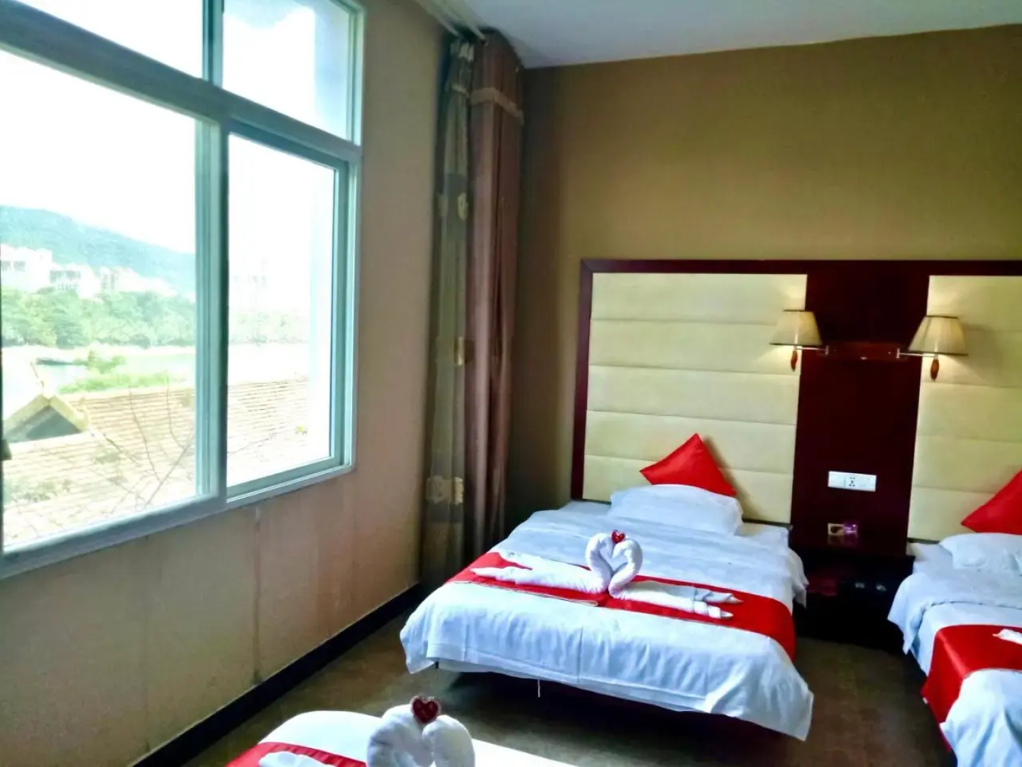 Xishuangbanna Aerial Garden Jinjiangnan Mekong River South Business Hotel