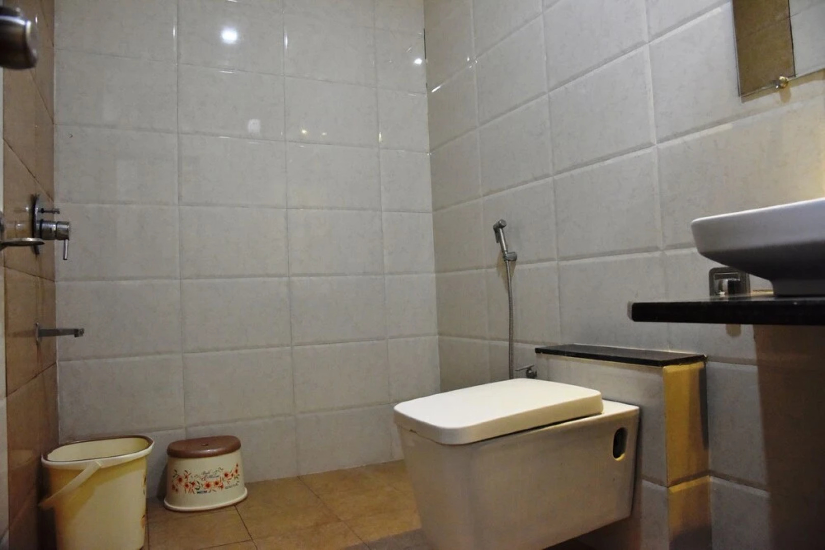 Topline Foods Resort