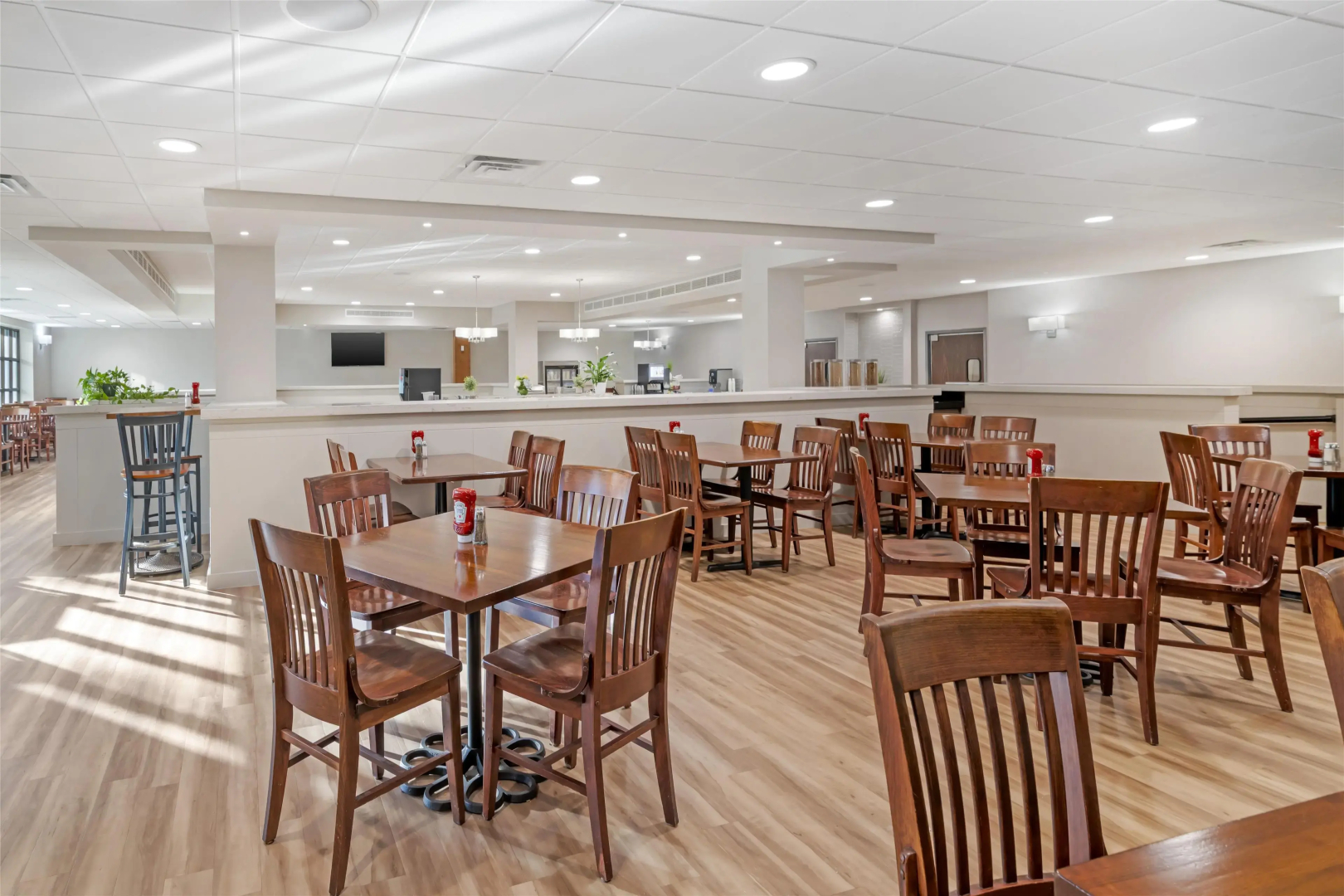 Best Western Royal Plaza Hotel & Trade Center