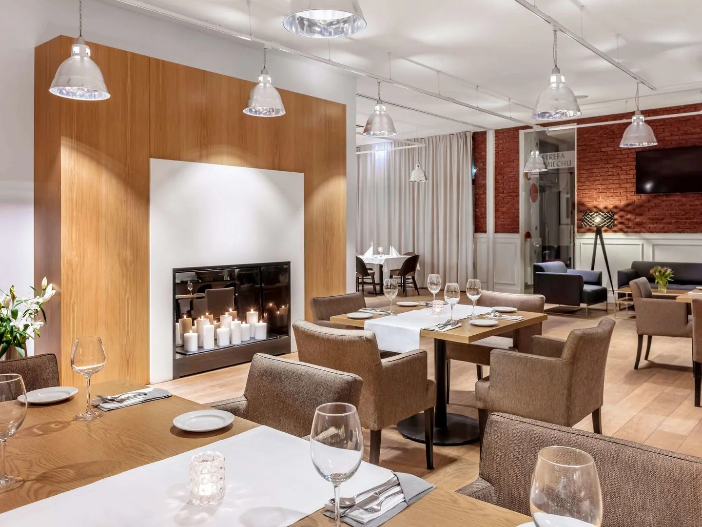 Mercure Wiazowna Brant