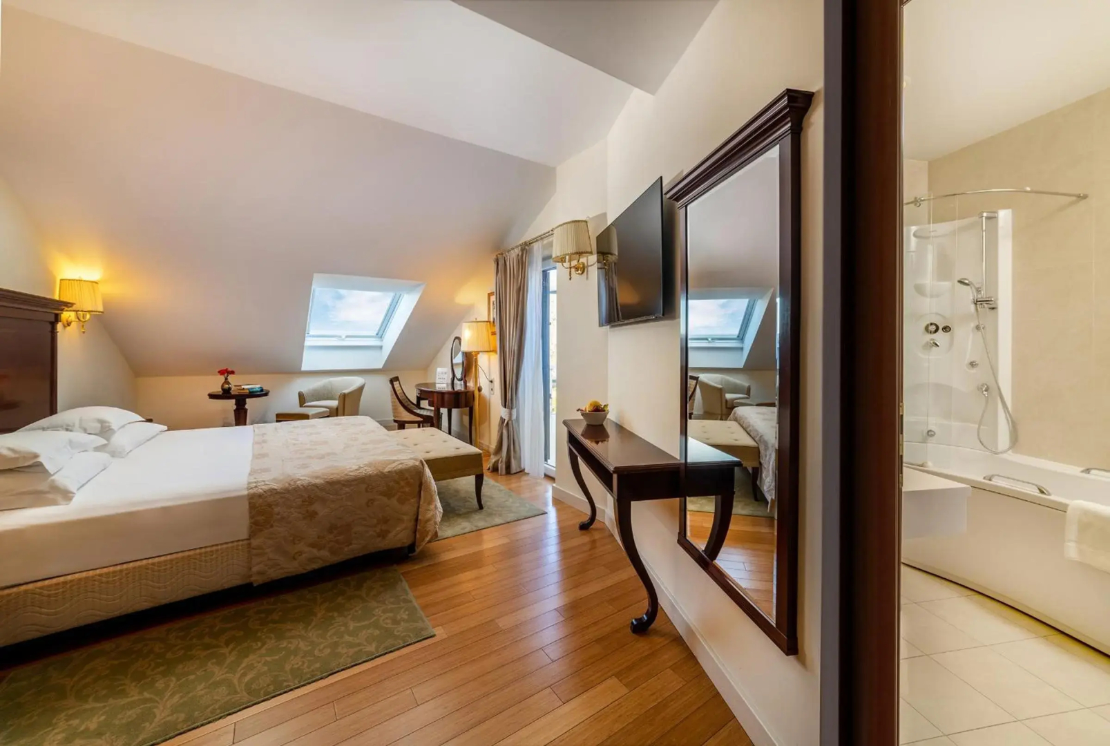 Hotel President Solin