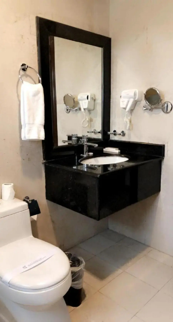 Golden Tulip Al Khobar Suites