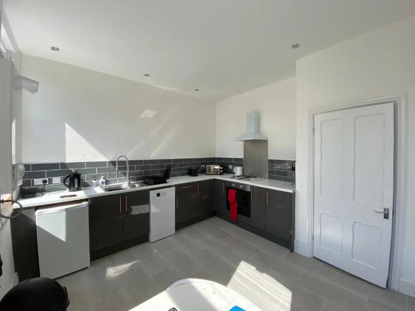 4 Bed Maisonette near the Travelodge colwyn bay