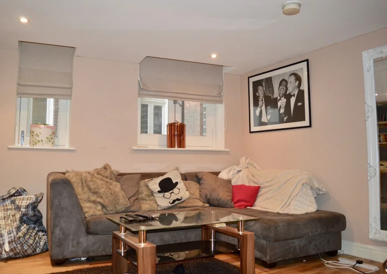 2 Bedroom Apartment 10mins From Central Manchester