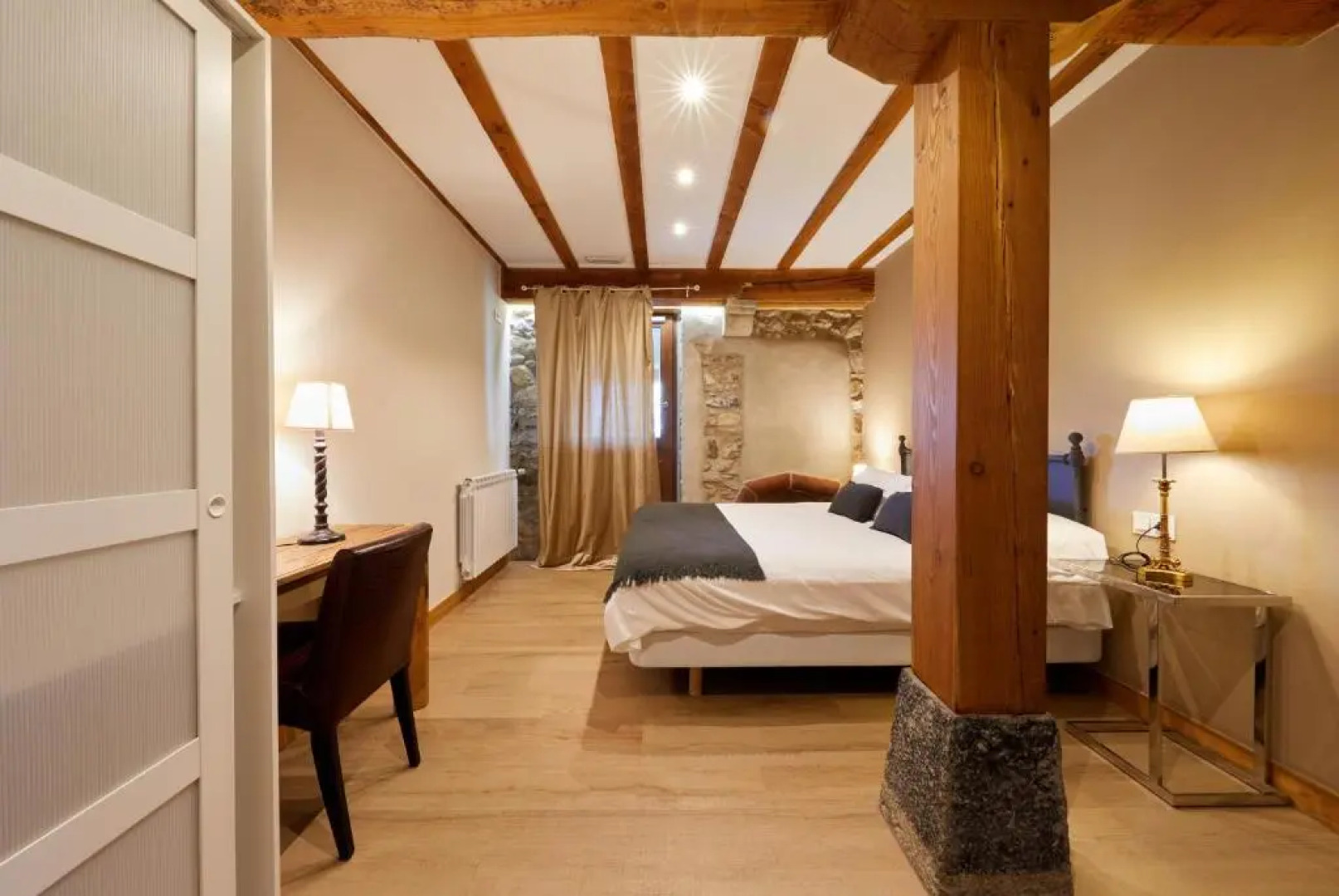 Urain Suites Apartments At Flysch-Coast