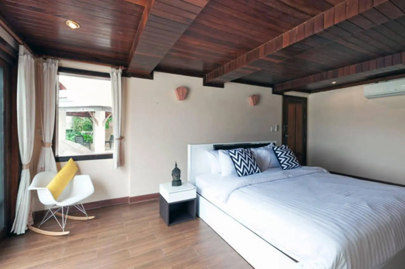 Villa H