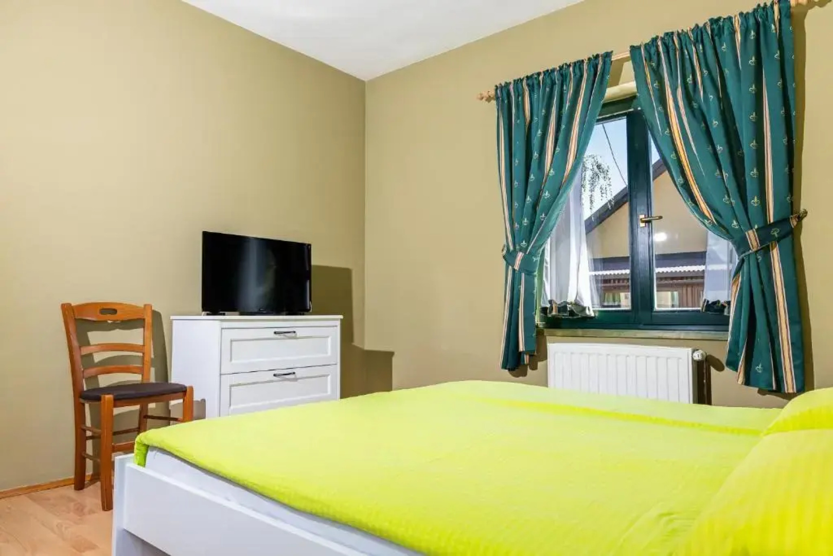 Rooms Breza