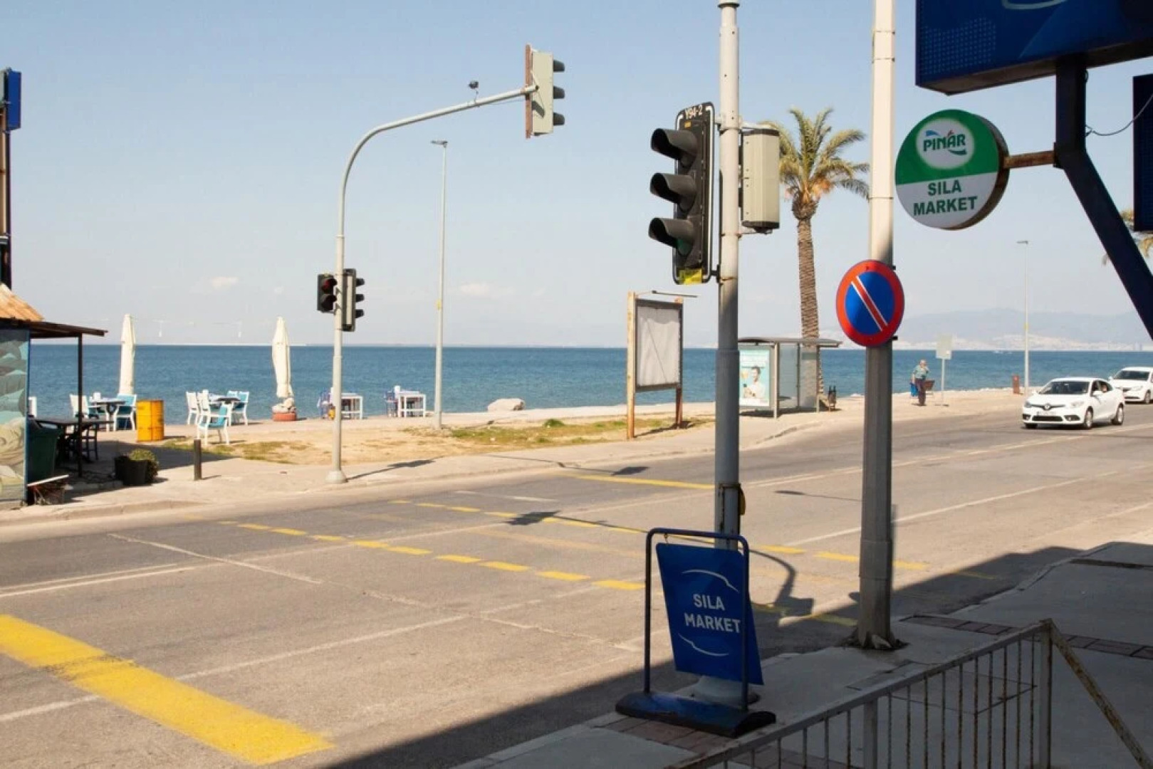 Colorful Flat With Sea View Near Sea in Guzelbahce