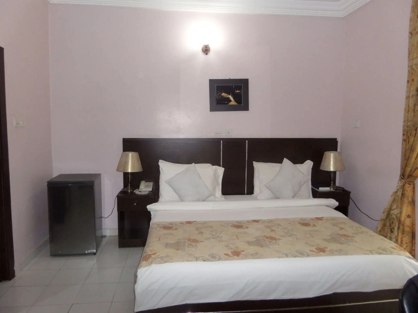 Sheer Luxury Apartments & Suites