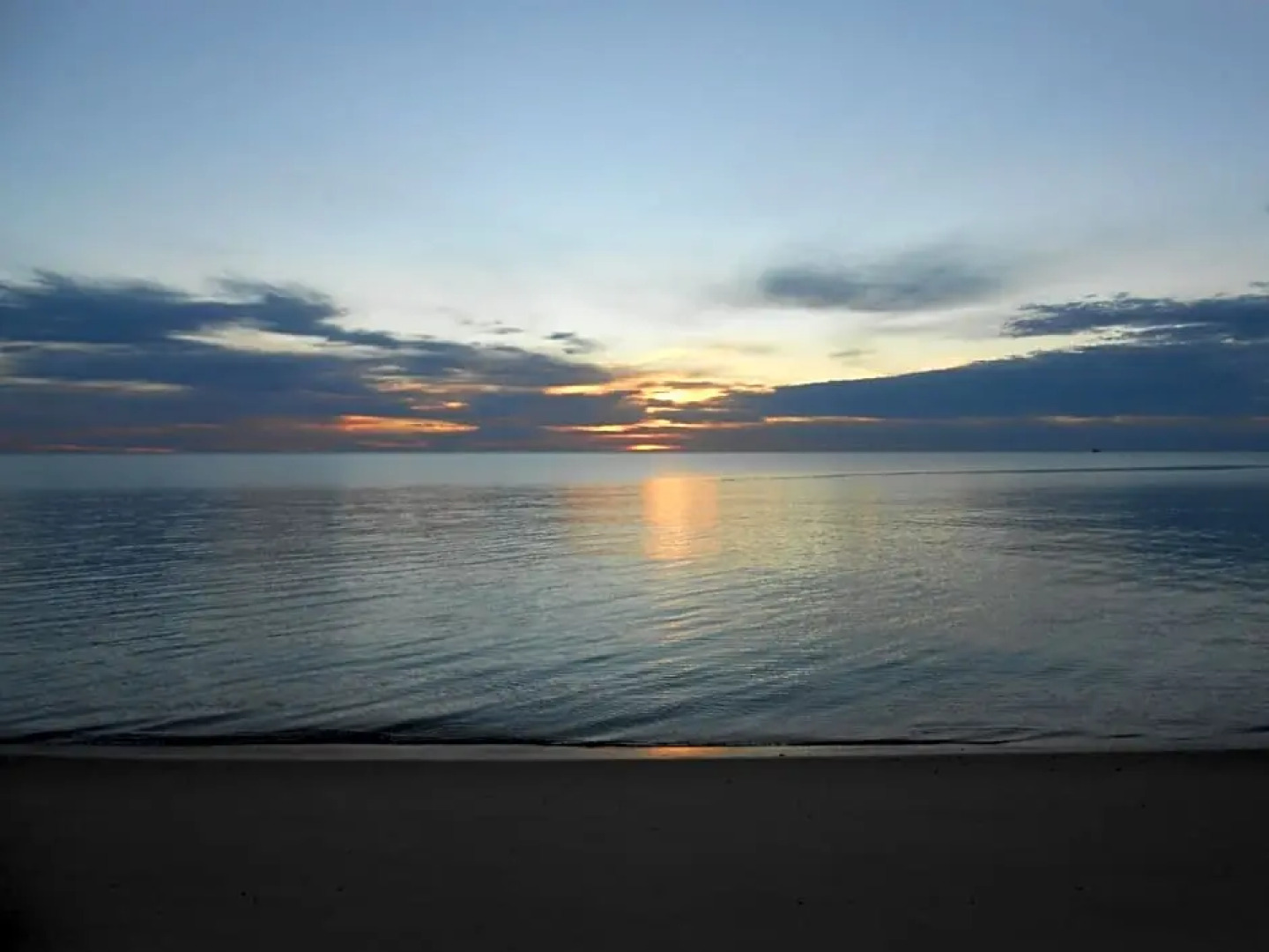 #35 Bungalow Seaside Hotel & Victors RV Park