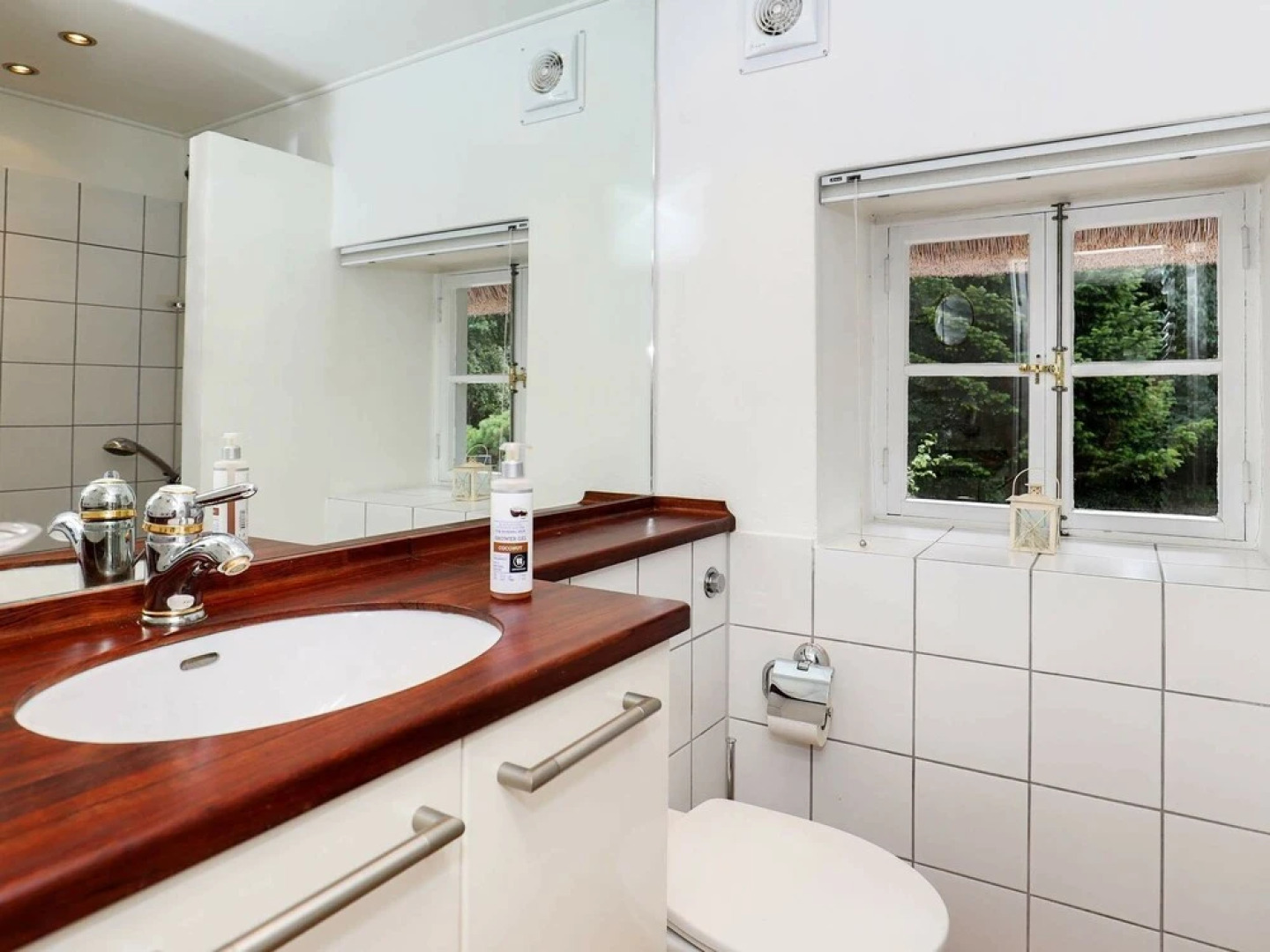 Rustic Holiday Home in Hovedstaden With Whirlpool