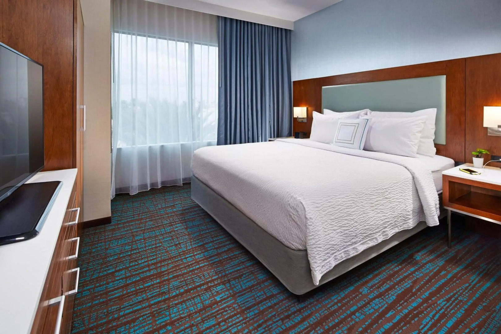 SpringHill Suites by Marriott at Anaheim Resort Area/Convention Center (Women only)