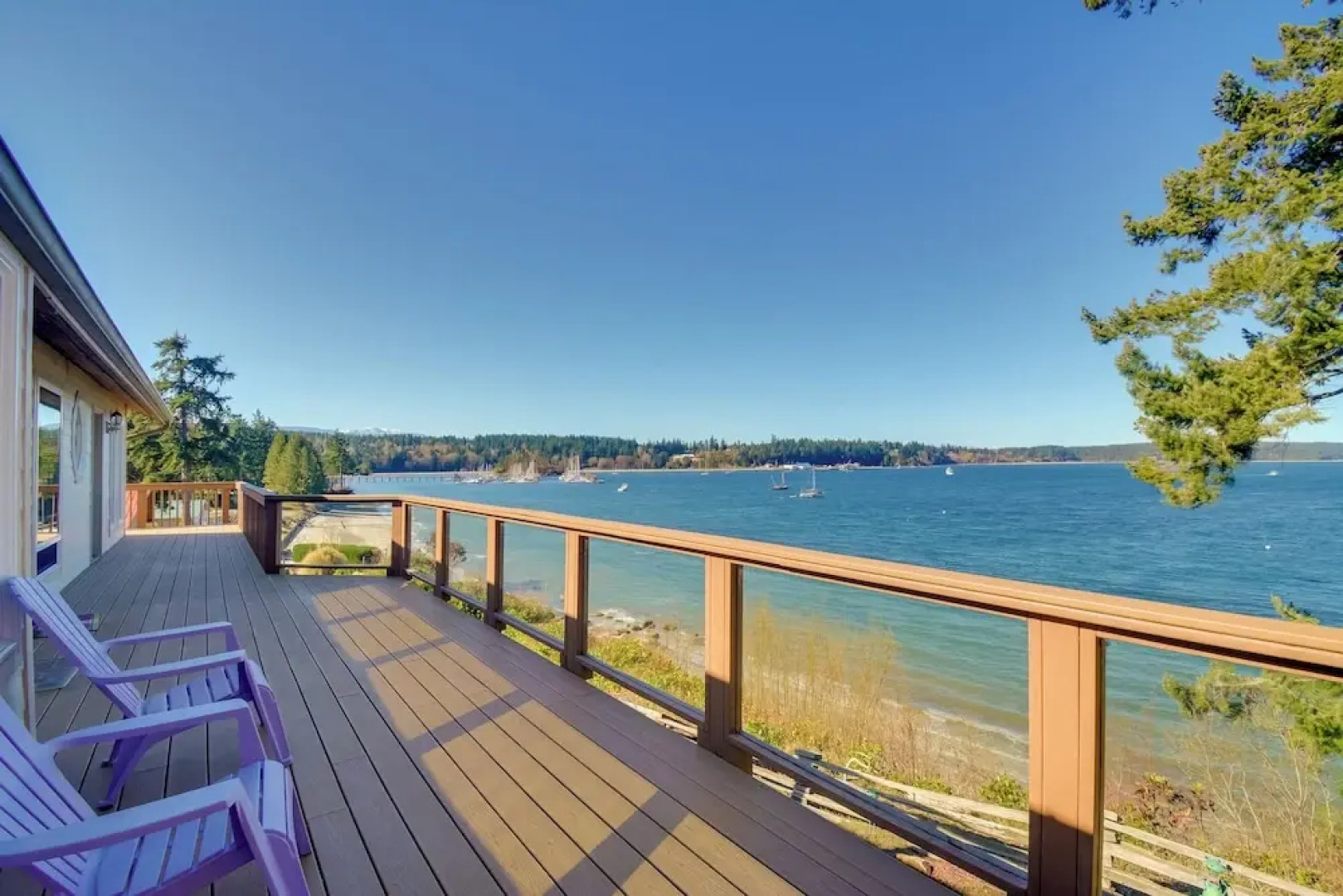 Waterfront PNW Escape w/ Deck & Beach Access!