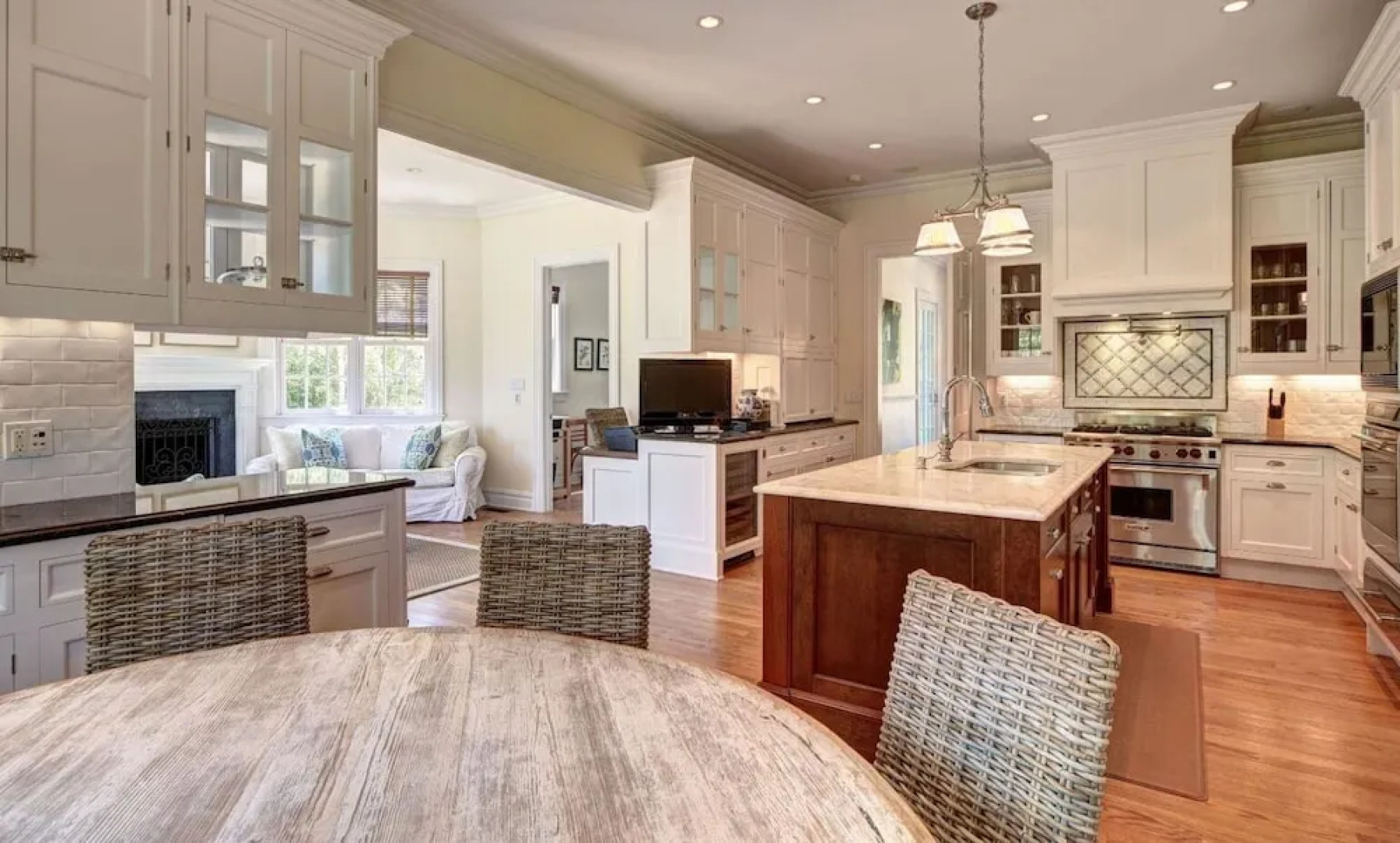 Villa Halsey -beautifully Landscaped 7 Bed