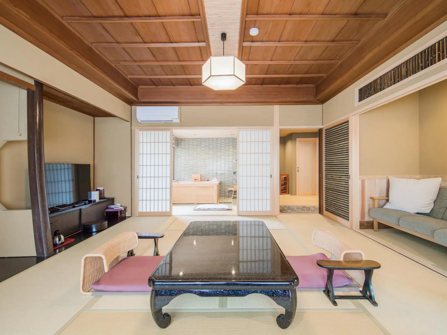 Kyoto Nanzenji Garden Ryokan Yachiyo Established in 1915