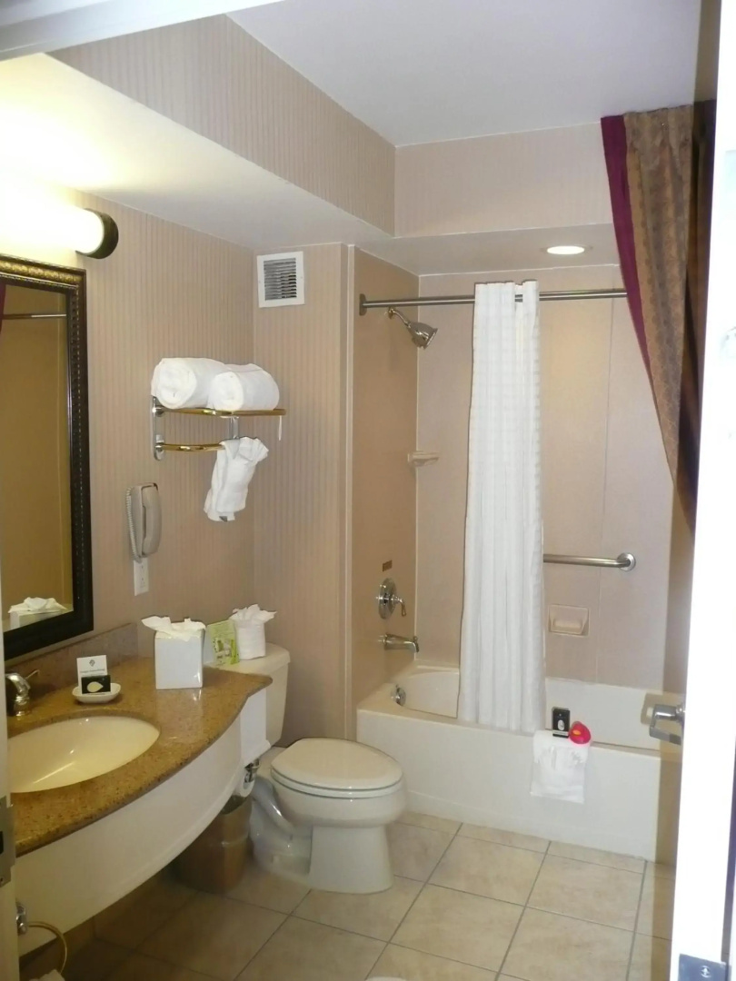 The Wilshire Grand Hotel