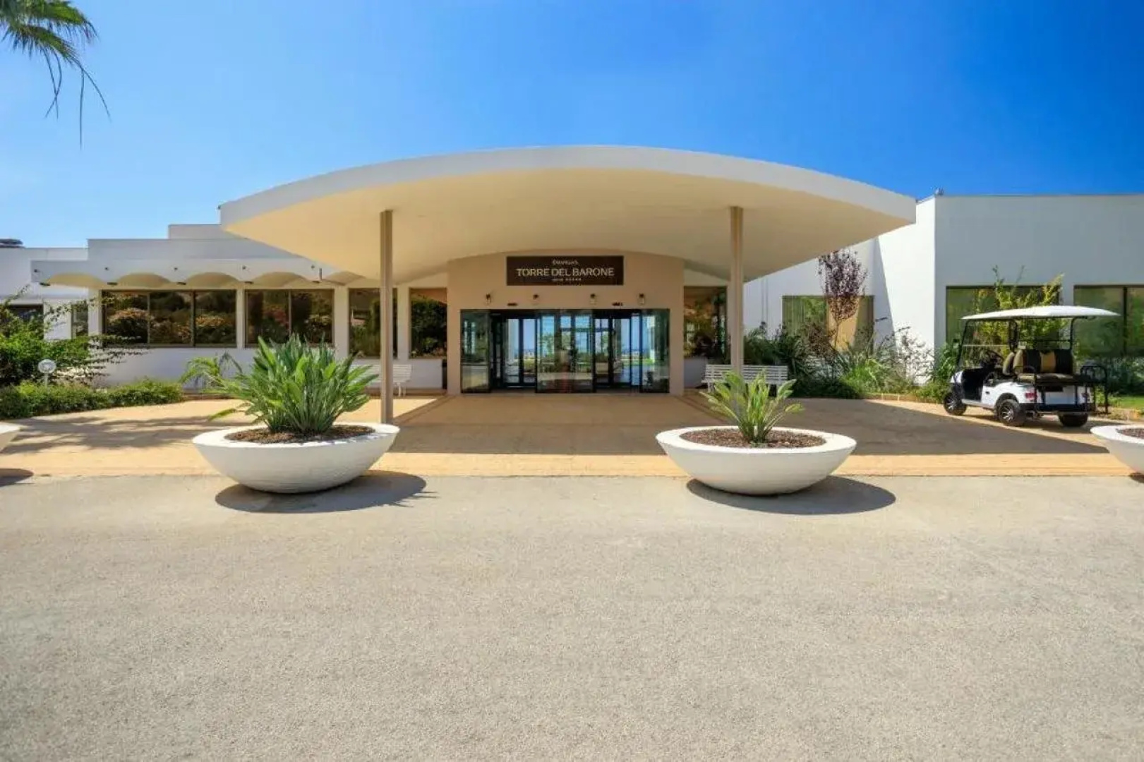 Mangia's Torre del Barone Resort and SPA