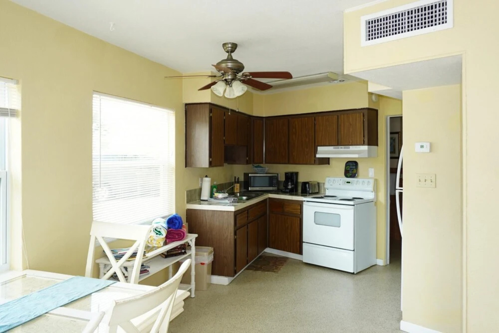 Misty Isles Redington Beachfront Suite 5