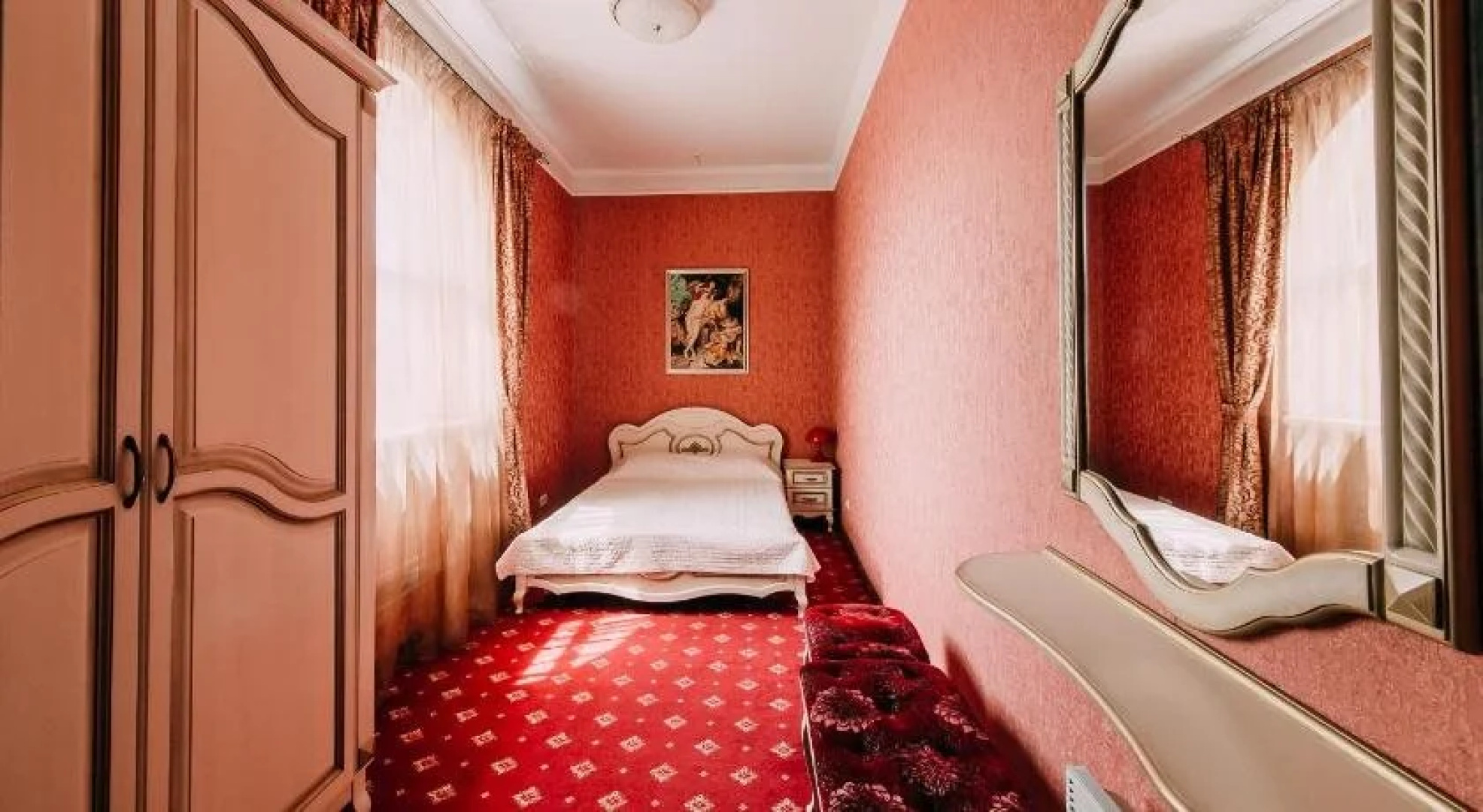 Urartu Hotel
