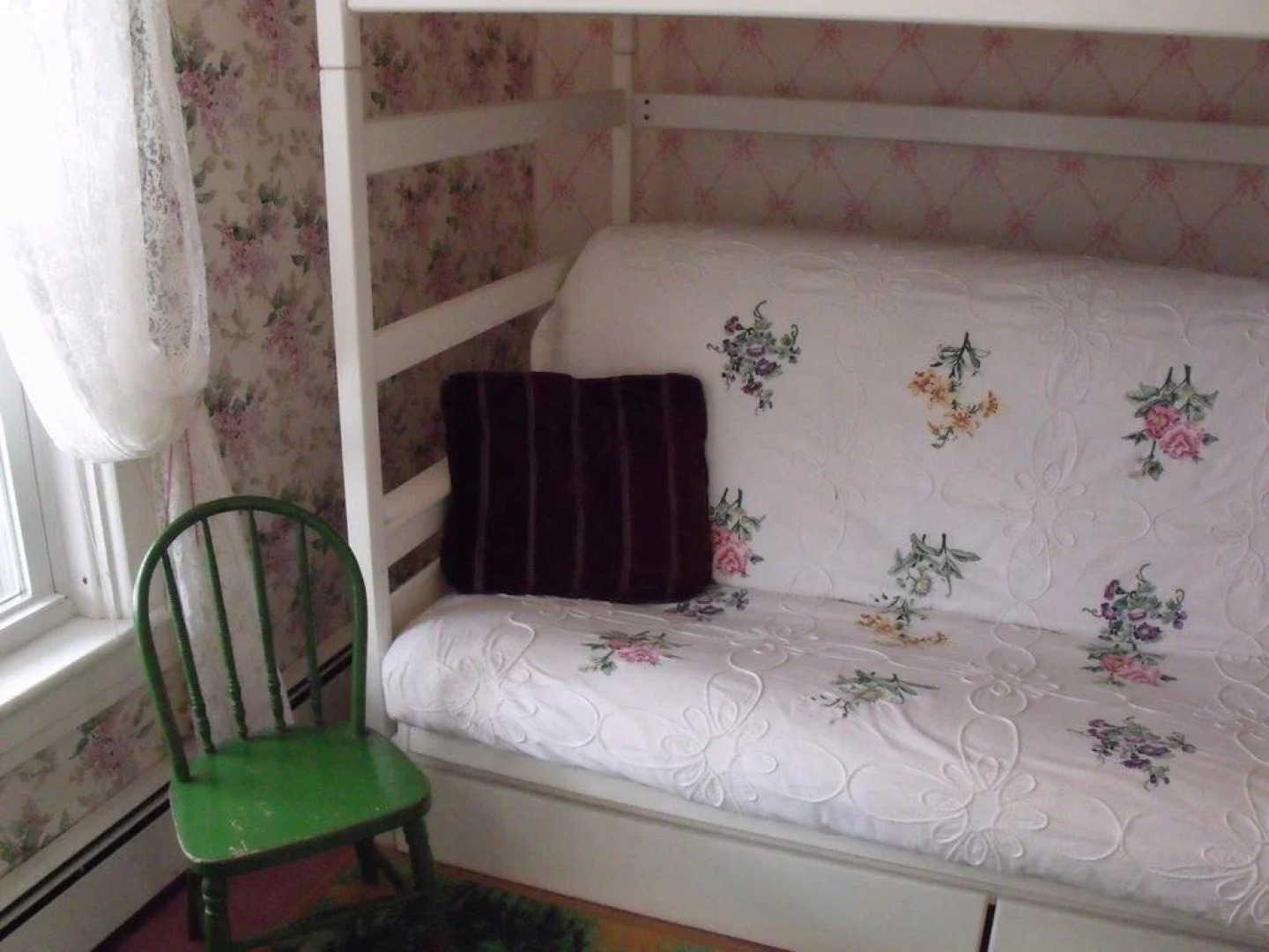 A White Swan Bed and Breakfast