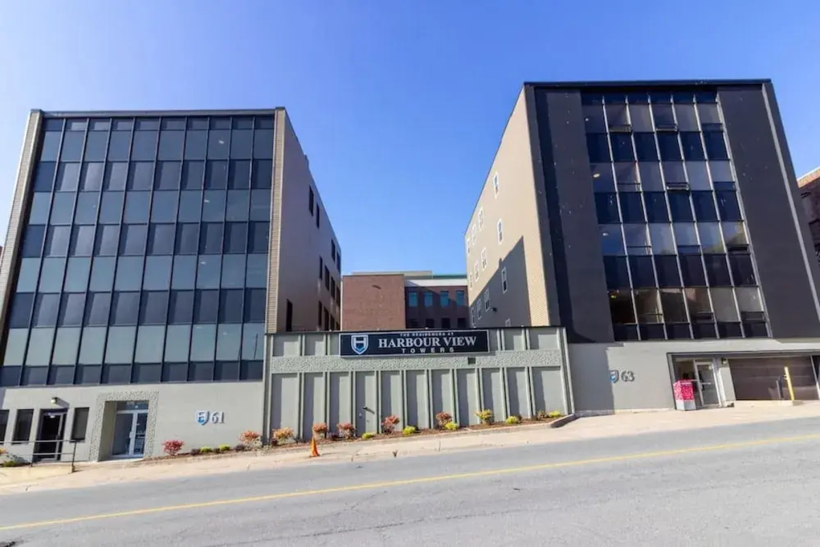 Premium Condo Amazing Location w Parking Coffee