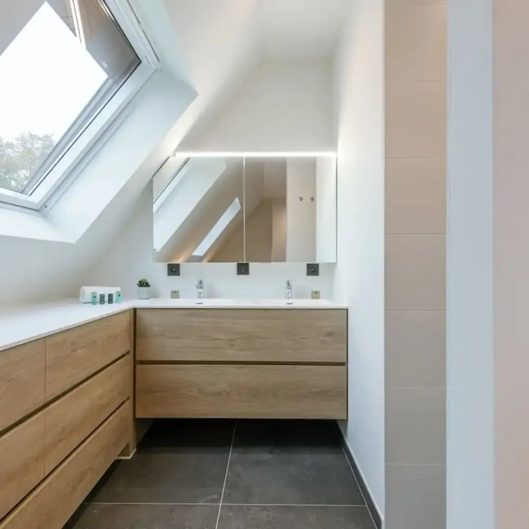 Luxurious Apartment With Parking