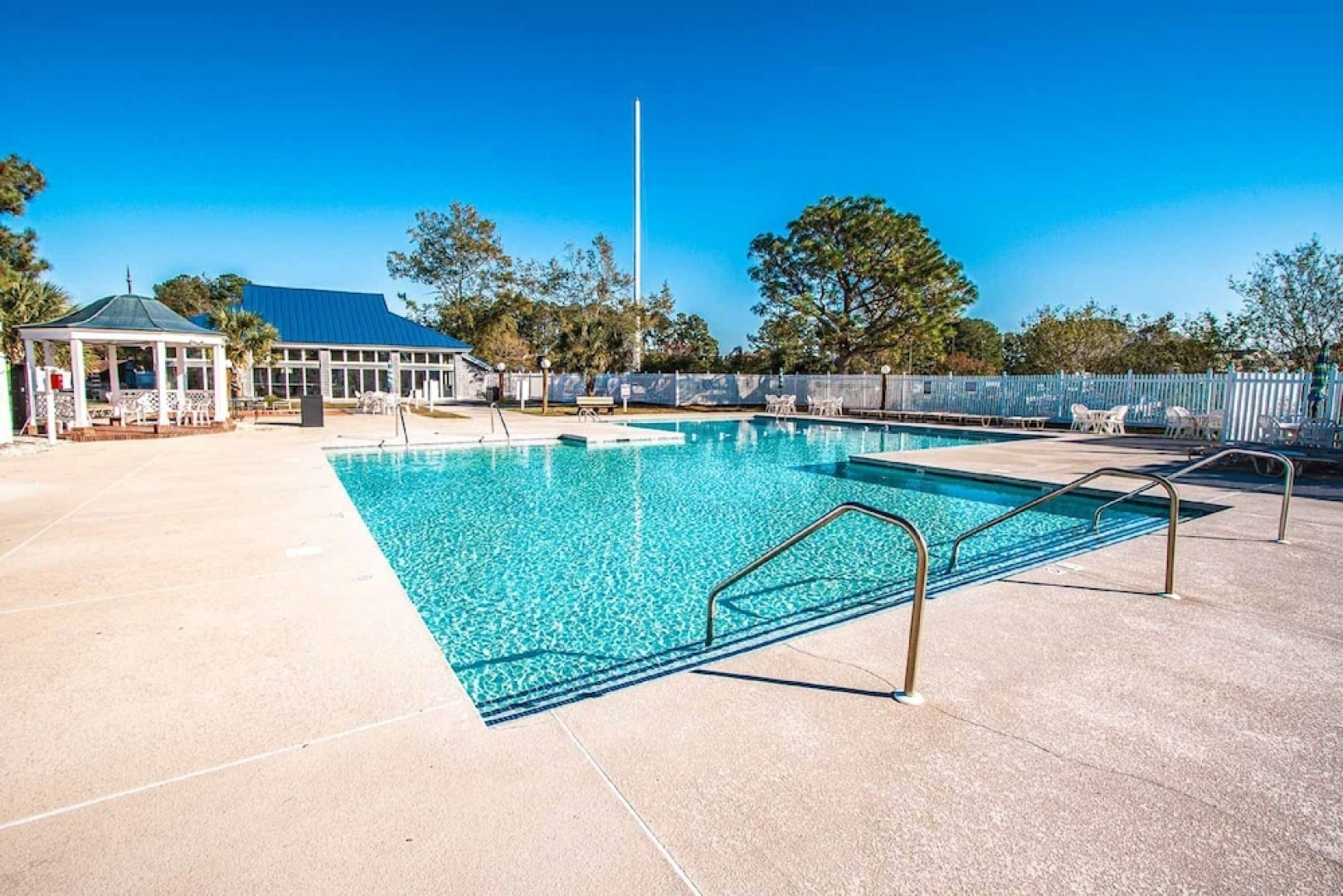 2BR Luxury Condos in New Bern