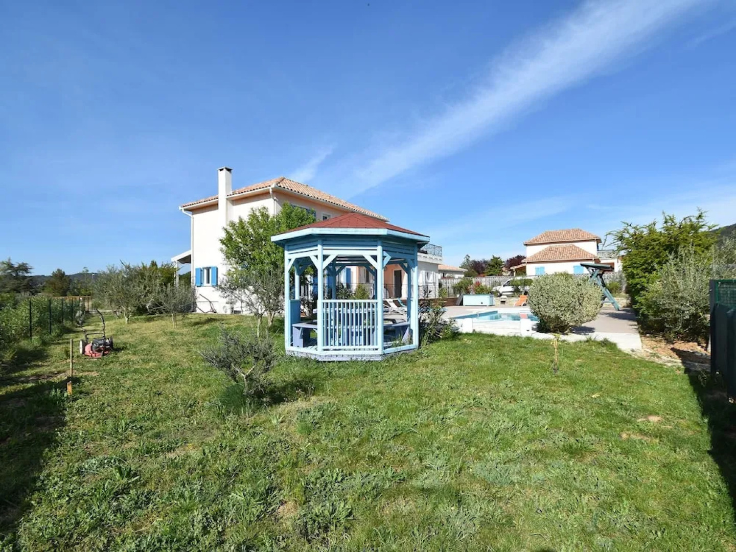 Beautiful Villa With Private Swimming Pool in Beaufort