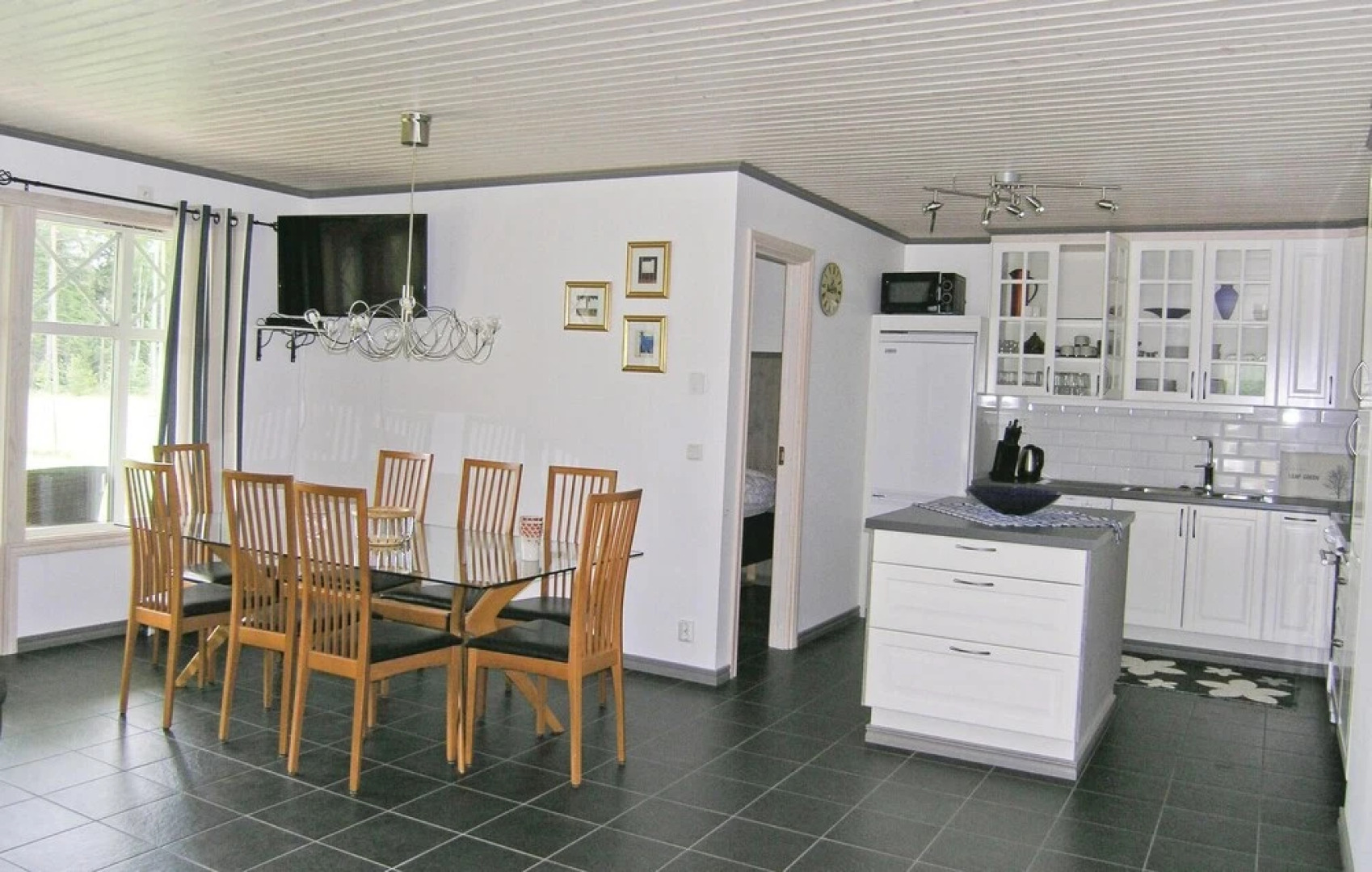 Stunning Home in Vittaryd With 4 Bedrooms, Sauna and Wifi