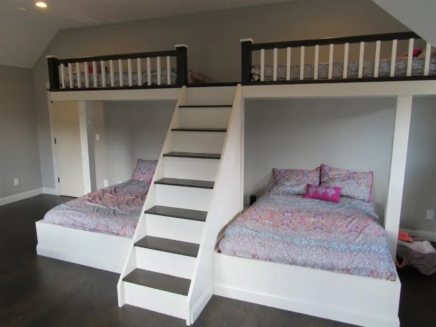 Experience a Newly Constructed Private Home Across From Loon Mountain! - Cf2bl