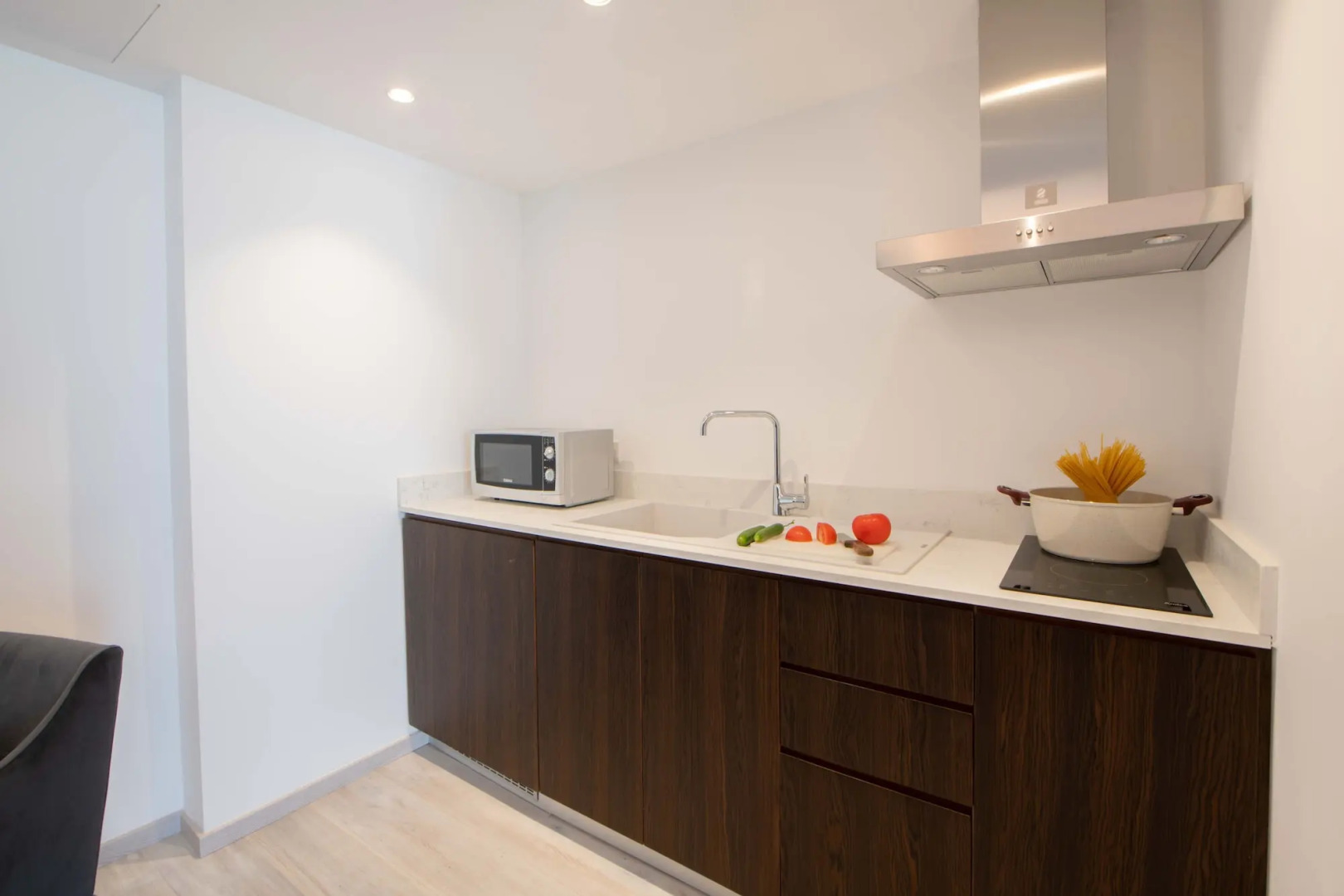 Almond Business Hotel