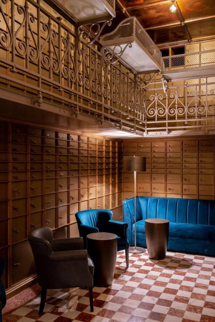 The Marmorosch Bucharest, Autograph Collection