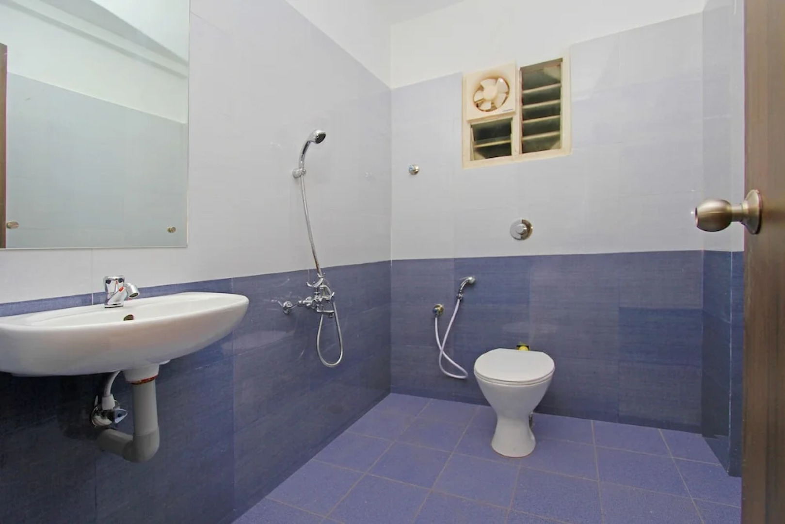 Capital O 26230 Hotel Nirvikalpa