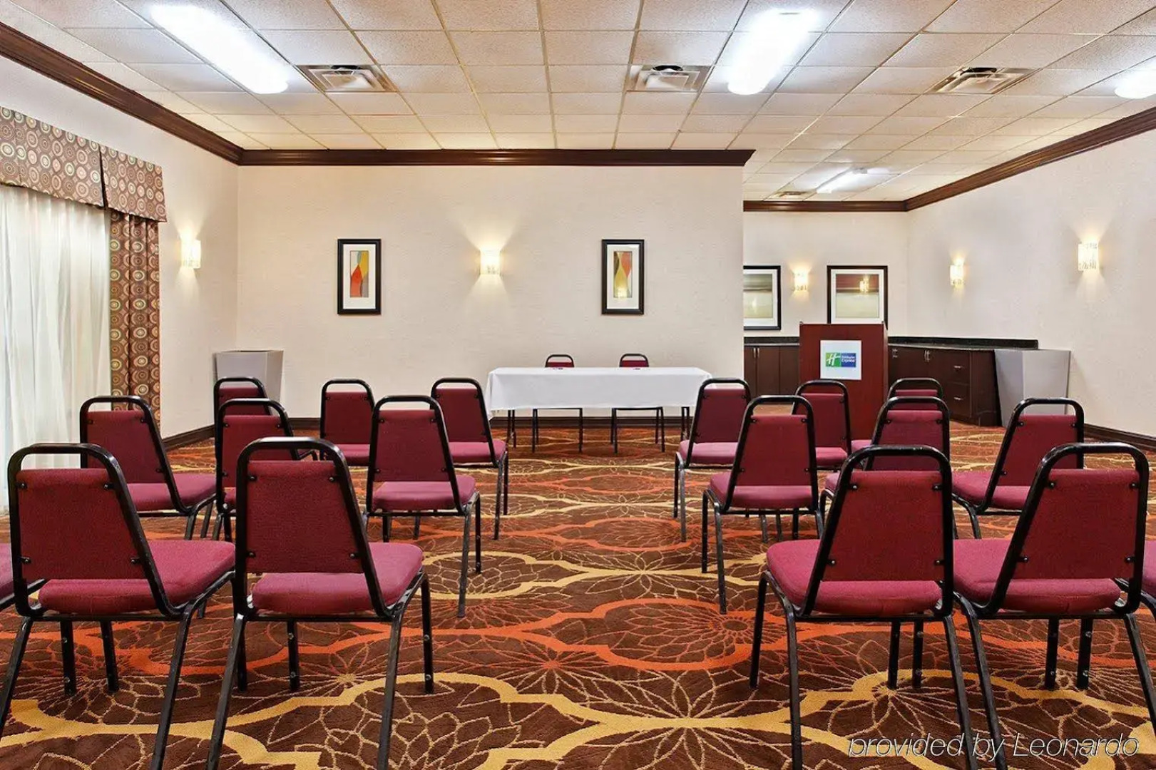 Holiday Inn Express Fort Campbell-Oak Grove by IHG